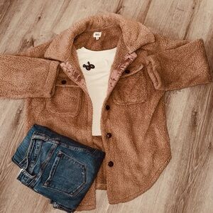 Been worn a few times, just have way tooo many clothes !!